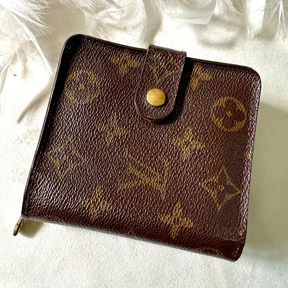 Louis Vuitton Monogram Compact Zip Bifold Wallet